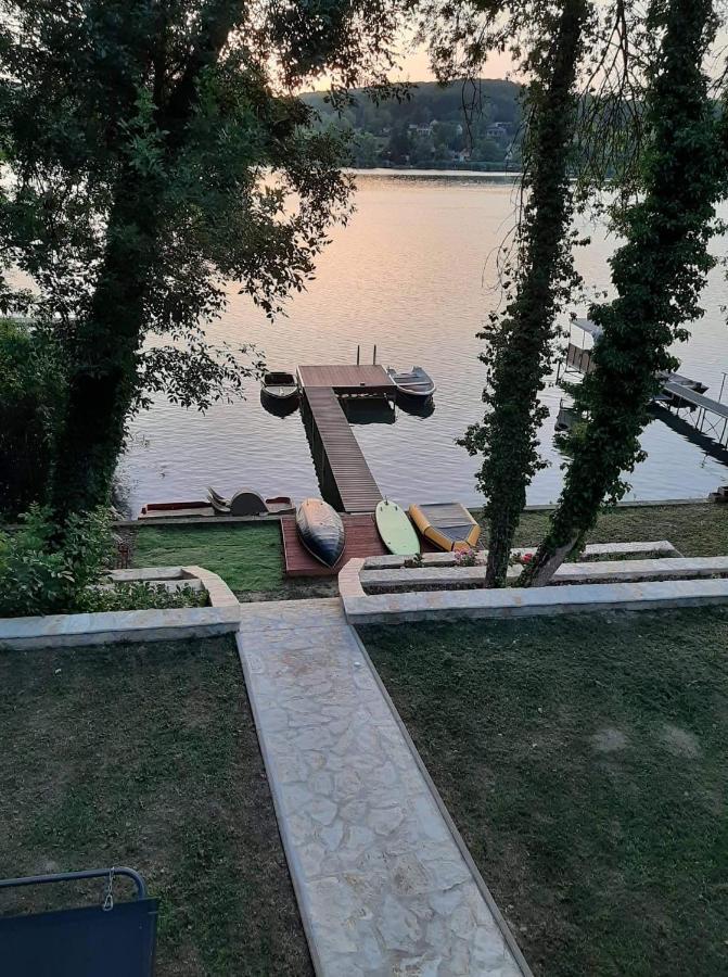 Beach House Orfu Exterior photo
